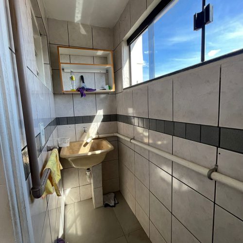 960BA680-D903-43AA-BCA4-7F67B81F2088